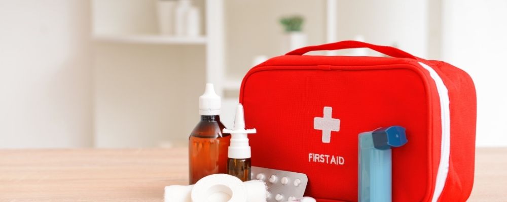 Comment utiliser une trousse de secours